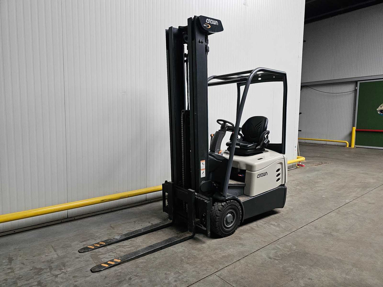 2018 CROWN SCT6010-1.3 FORKLIFT - Forklift: picture 1 2018 CROWN SCT6010-1.3 FORKLIFT - Forklift: picture 1