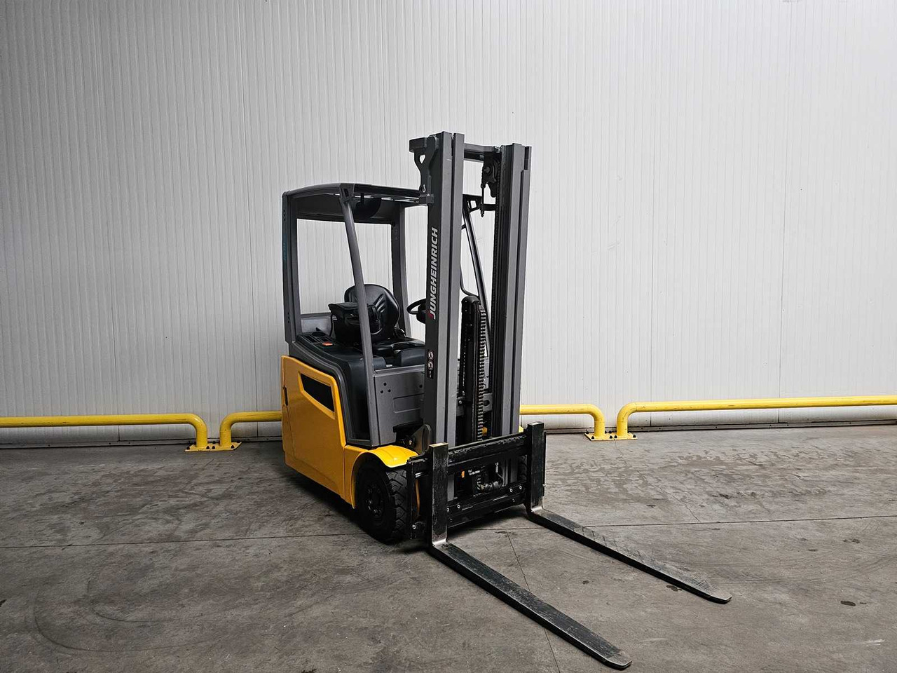 2018 JUNG HEINRICH EFG 213 FORKLIFT - Forklift: picture 2 2018 JUNG HEINRICH EFG 213 FORKLIFT - Forklift: picture 2