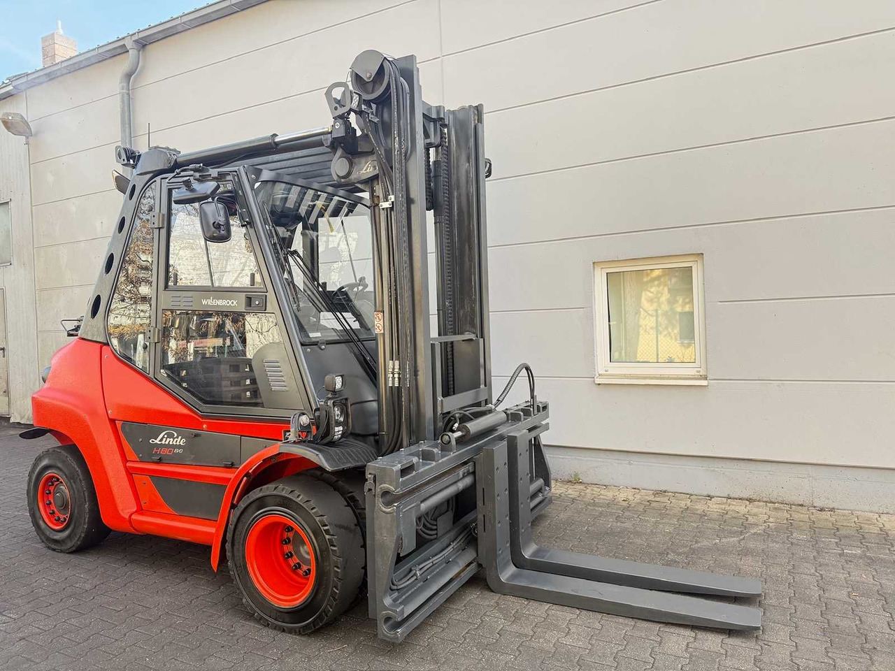 Forklift 2018 LINDE H80T H80 8,000KG GAS FORKLIFT FORKLIFT 3+4TH VALVE 9,232 HOURS.: picture 6 Forklift 2018 LINDE H80T H80 8,000KG GAS FORKLIFT FORKLIFT 3+4TH VALVE 9,232 HOURS.: picture 6