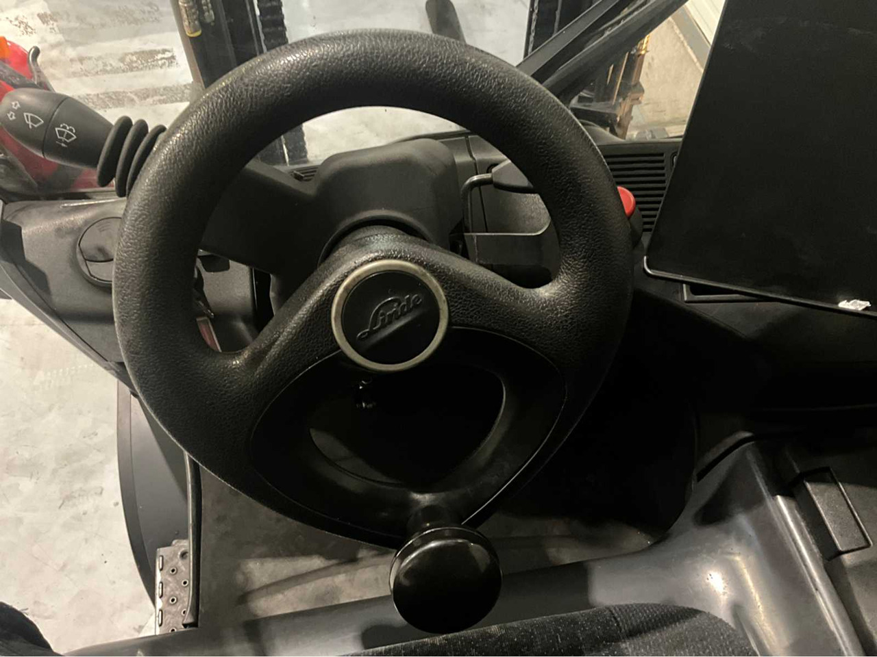 Forklift 2019 LINDE E30HL-01/600 3000KG SPOON ADJUSTER BATTERY 2023 FORKLIFT: picture 26