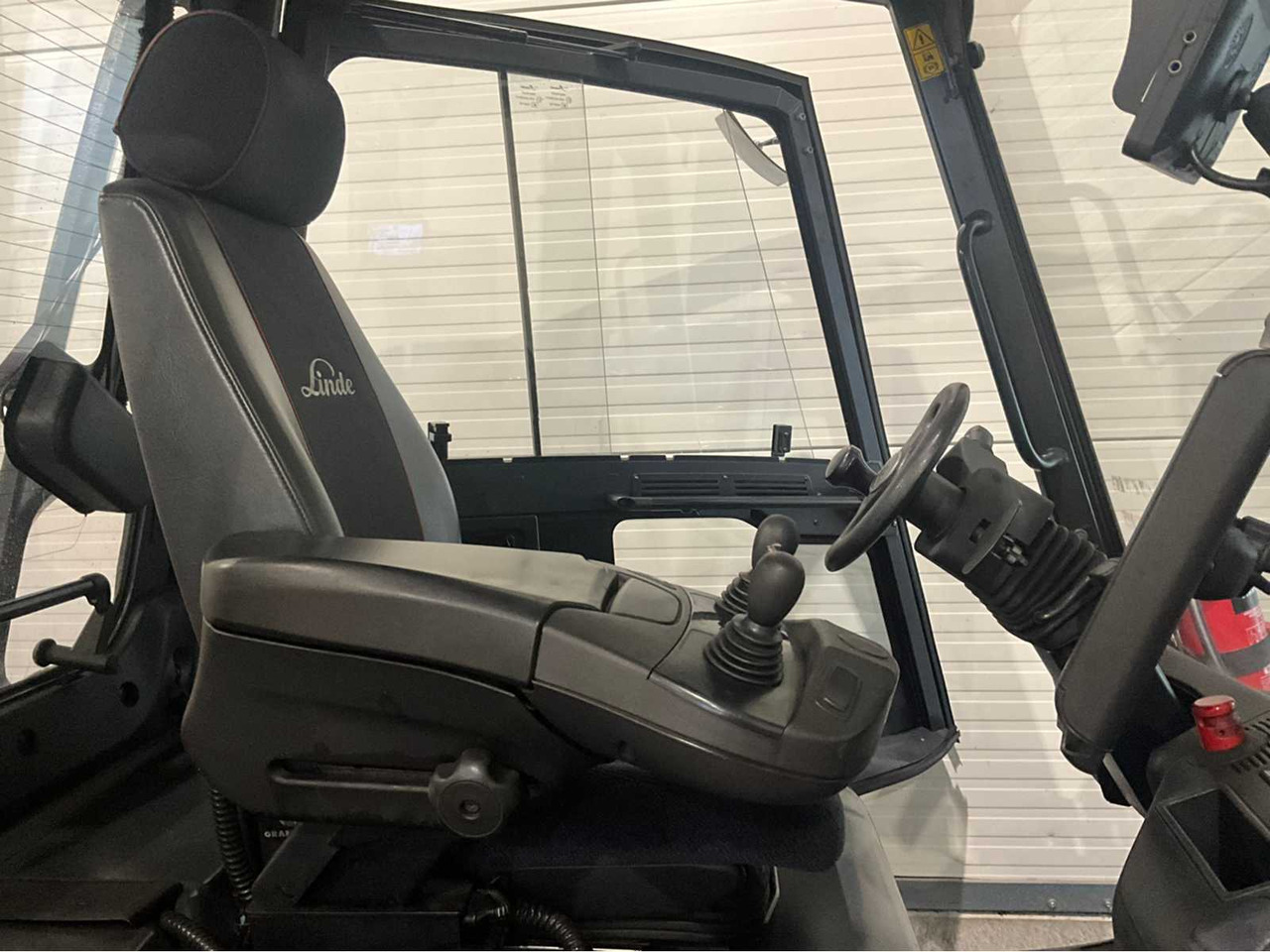 Forklift 2019 LINDE E30HL-01/600 3000KG SPOON ADJUSTER BATTERY 2023 FORKLIFT: picture 23