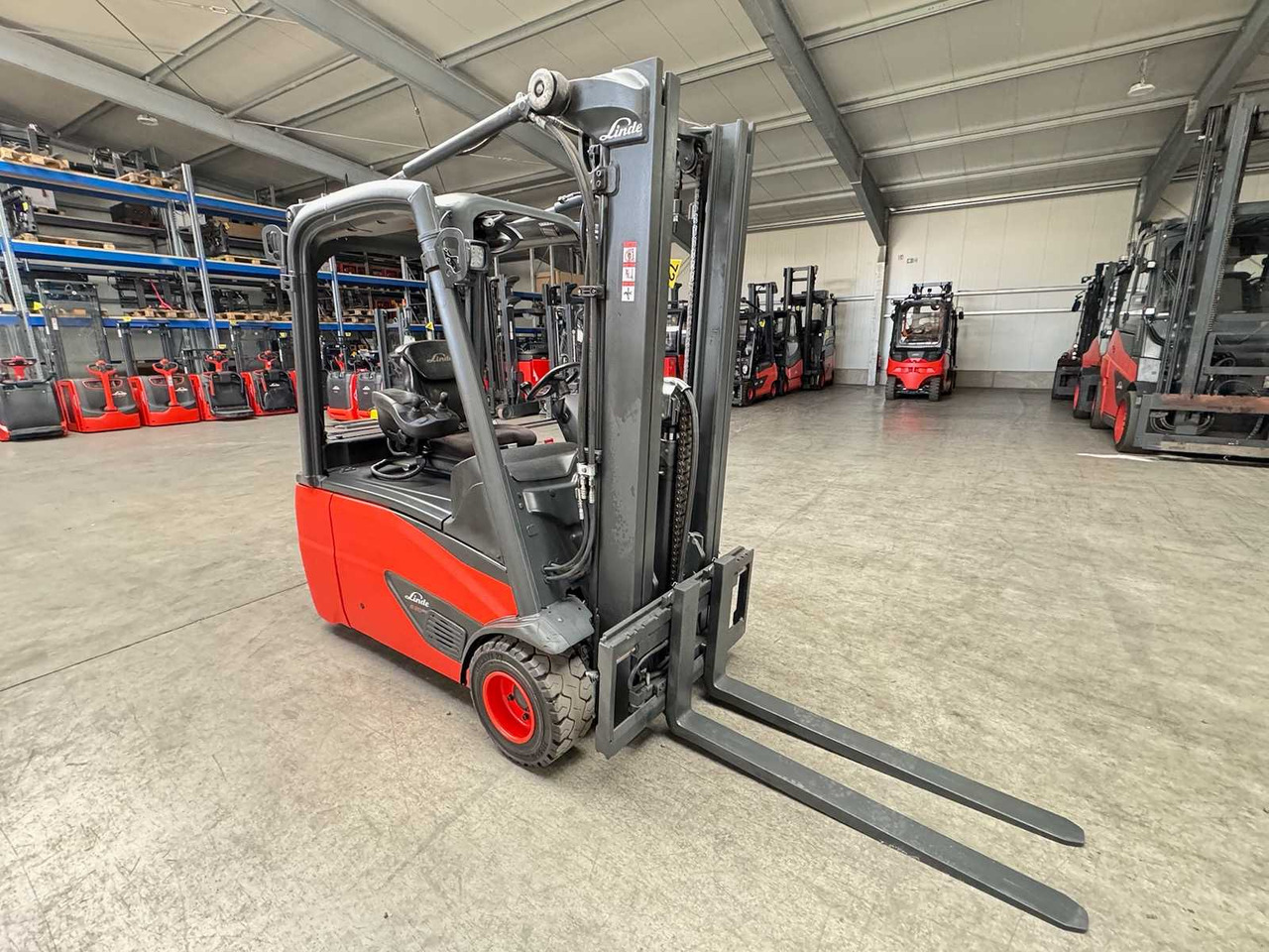2020 SERVICE + UVV 07/2026 LINDE E20 2.00KG FREE LIFT 10.704 HOURS EVO - Forklift: picture 5 2020 SERVICE + UVV 07/2026 LINDE E20 2.00KG FREE LIFT 10.704 HOURS EVO - Forklift: picture 5