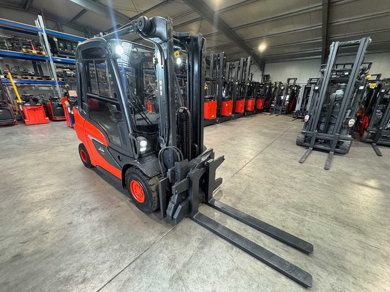 2022 LINDE H35D 3,500KG ROTARY DUPLEX FREE LIFT DIESEL FORKLIFT 3,338 HOURS - Forklift: picture 5 2022 LINDE H35D 3,500KG ROTARY DUPLEX FREE LIFT DIESEL FORKLIFT 3,338 HOURS - Forklift: picture 5