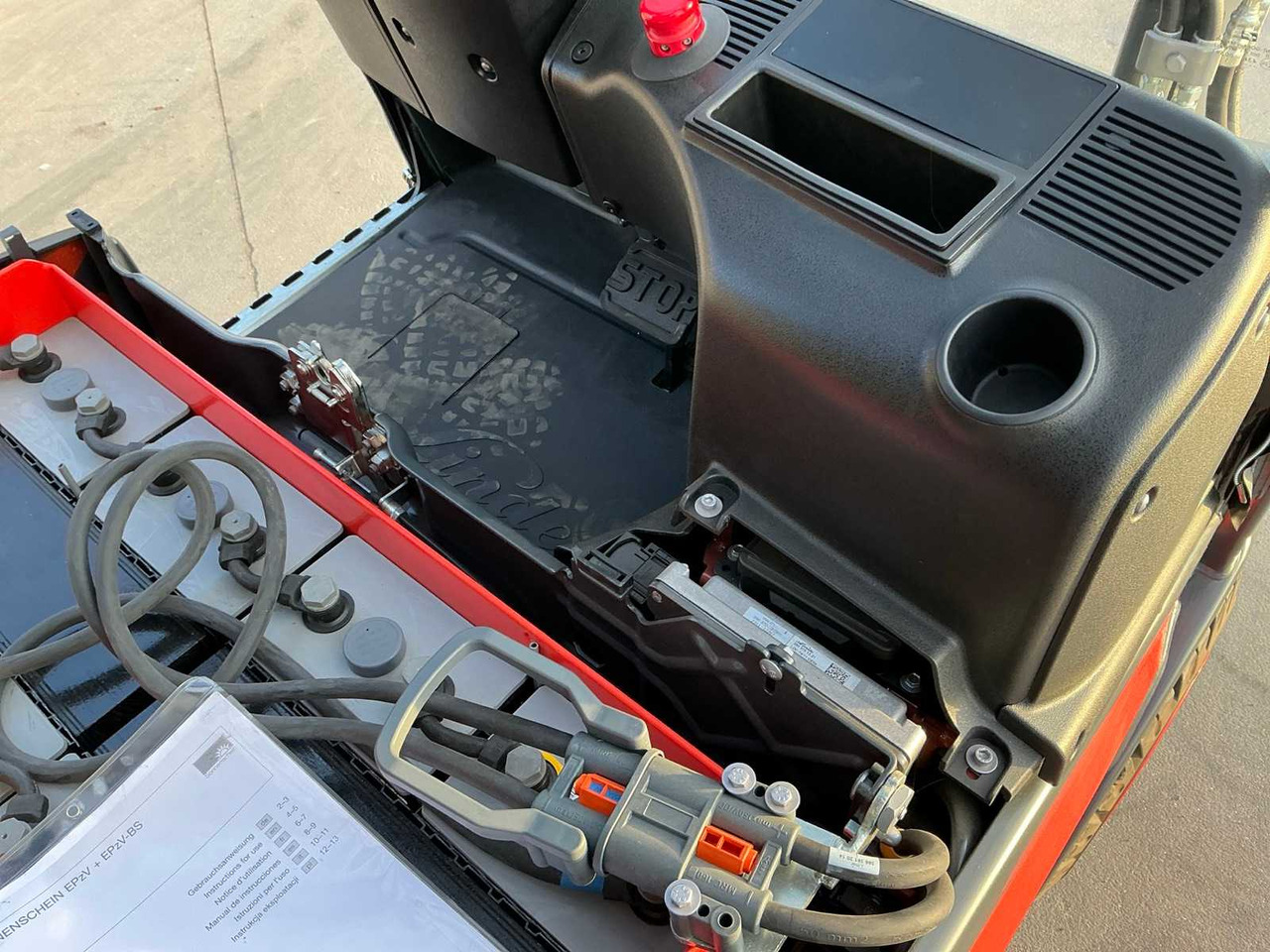 Forklift 2023 LINDE E15-02 FORKLIFT: picture 13