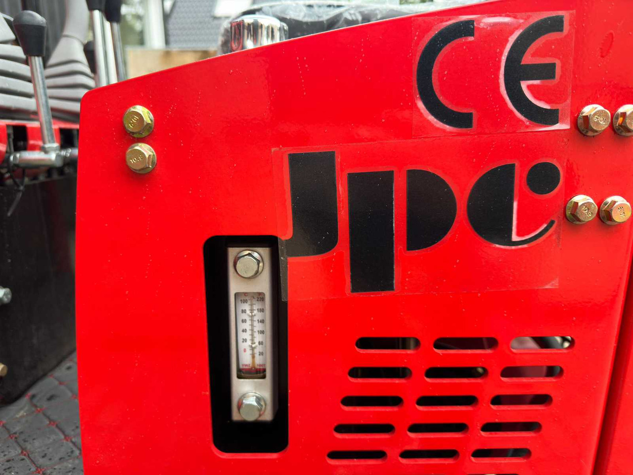 Mini excavator 2024 JPC HT12 RED MINI EXCAVATOR: picture 12