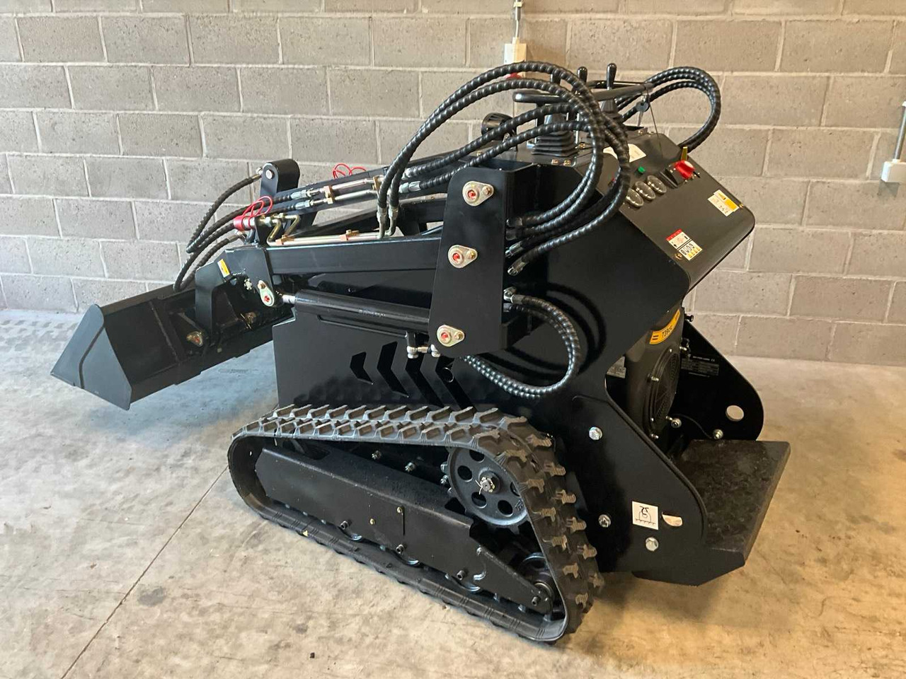 2025 Briggs & Stratton Skid Steer Loader T480 - unused - Skid steer loader: picture 2 2025 Briggs & Stratton Skid Steer Loader T480 - unused - Skid steer loader: picture 2