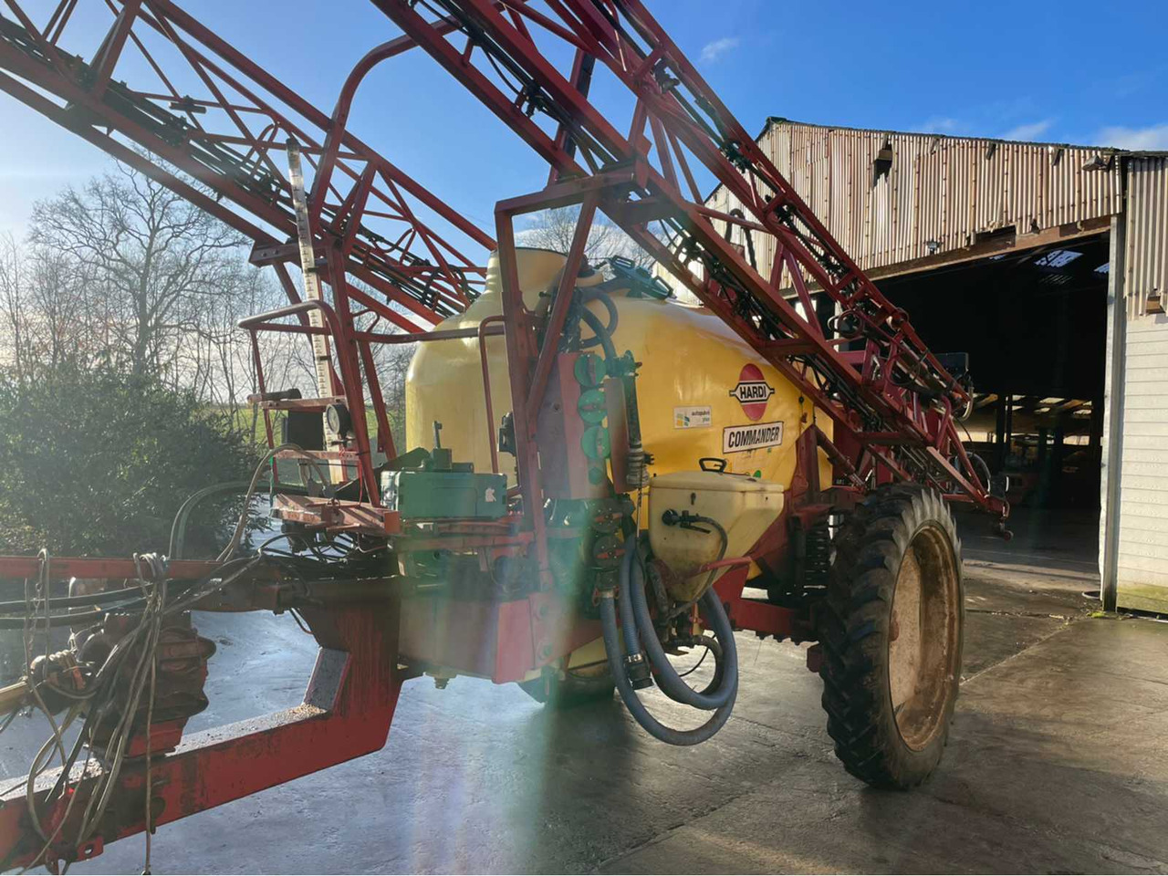 Hardi Commander 4000 - Agricultural machinery: picture 1 Hardi Commander 4000 - Agricultural machinery: picture 1