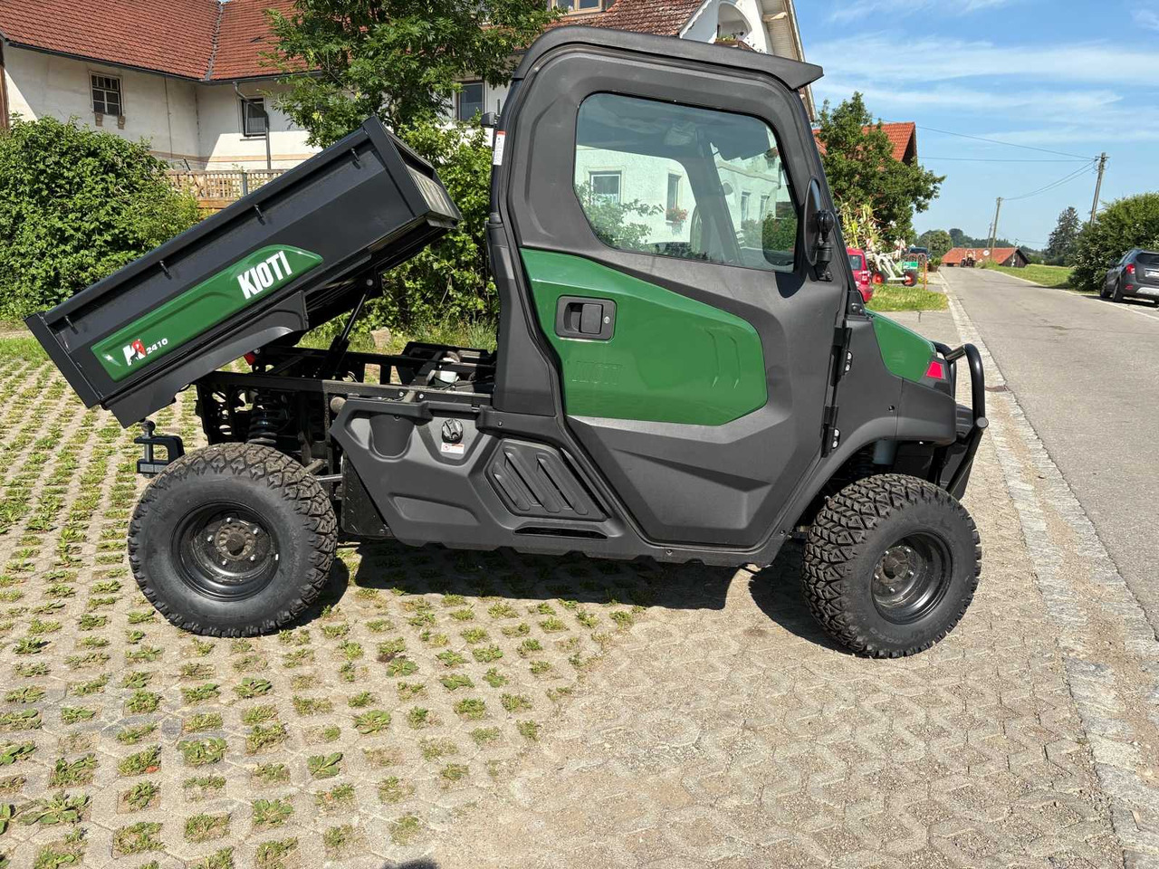 KIOTI K9 UTV (Utility Terrain Vehicle), mit Kippmulde + Bordhydraulik - Agricultural machinery: picture 1 KIOTI K9 UTV (Utility Terrain Vehicle), mit Kippmulde + Bordhydraulik - Agricultural machinery: picture 1