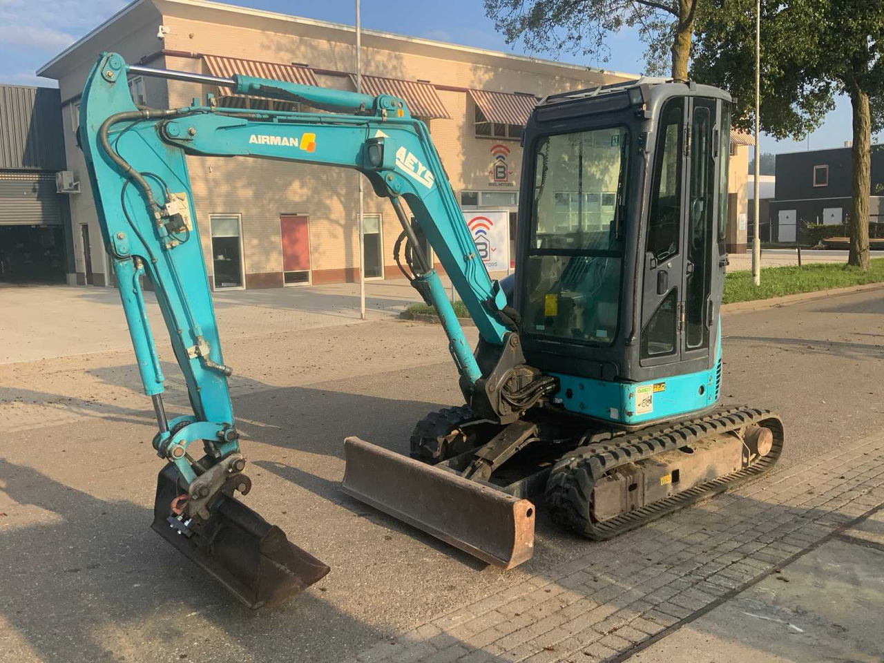 Airman AX30U-4 - Mini excavator: picture 1 Airman AX30U-4 - Mini excavator: picture 1
