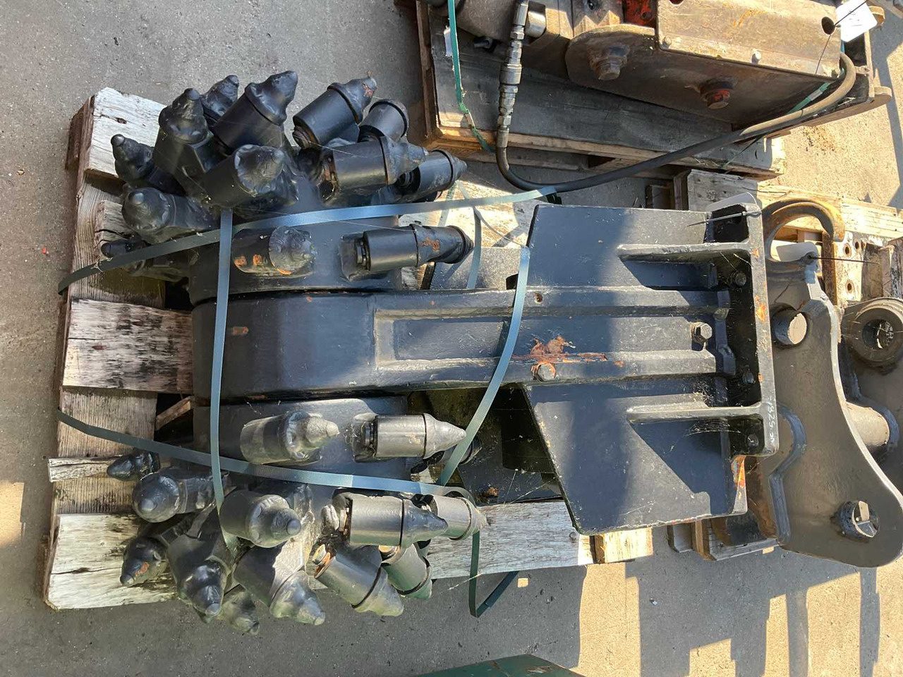 Kinshofer KDC20 HD/WS45NHD - Attachment for Construction machinery: picture 3 Kinshofer KDC20 HD/WS45NHD - Attachment for Construction machinery: picture 3