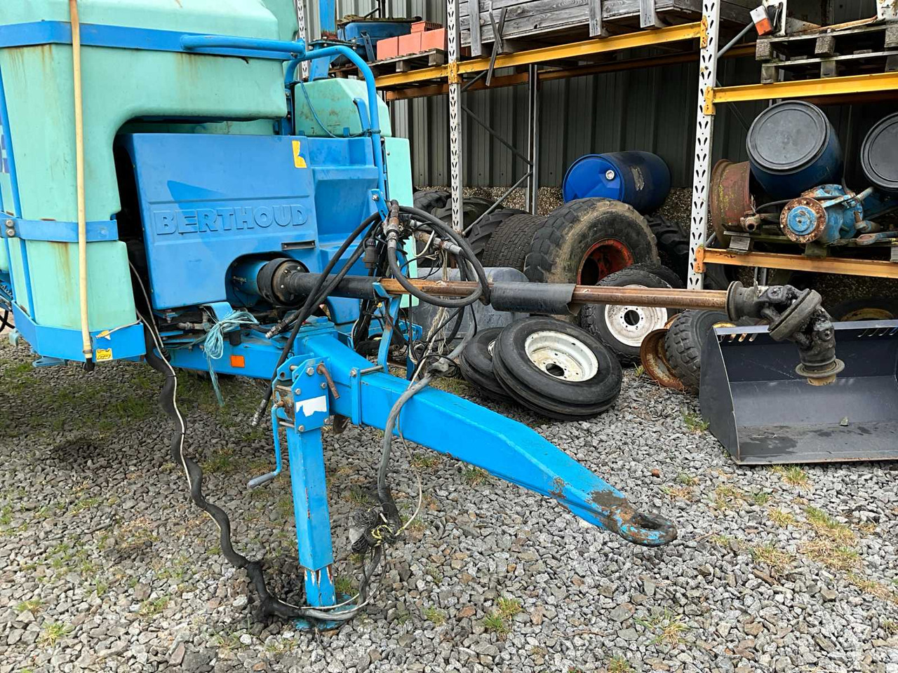 Sprayer Berthoud MAJE32AX27: picture 11