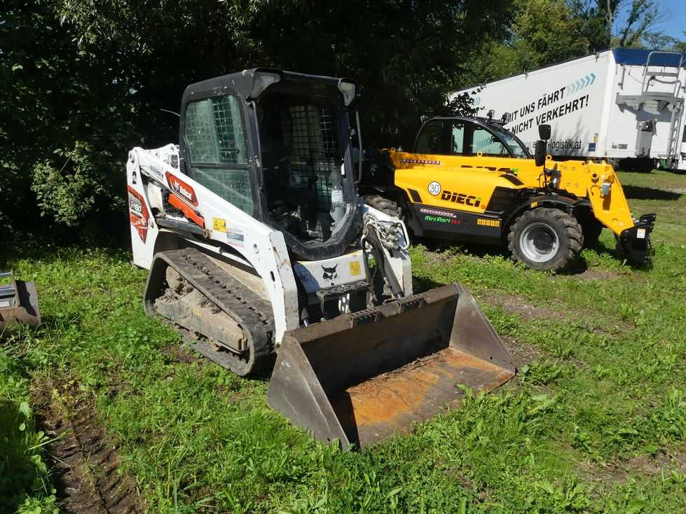 Bobcat T450 - Mini excavator: picture 2 Bobcat T450 - Mini excavator: picture 2