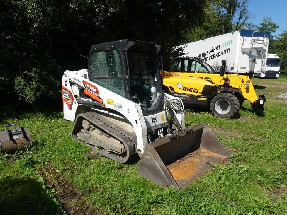 Bobcat T450 - Mini excavator: picture 1 Bobcat T450 - Mini excavator: picture 1