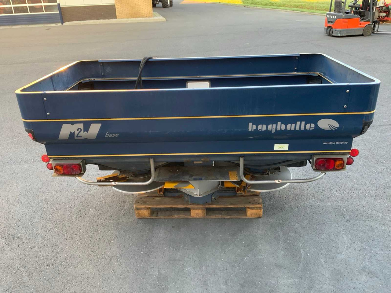 Bogballe M2W - Fertilizer spreader: picture 5 Bogballe M2W - Fertilizer spreader: picture 5
