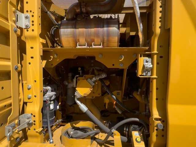 Crawler excavator CAT 323: picture 7