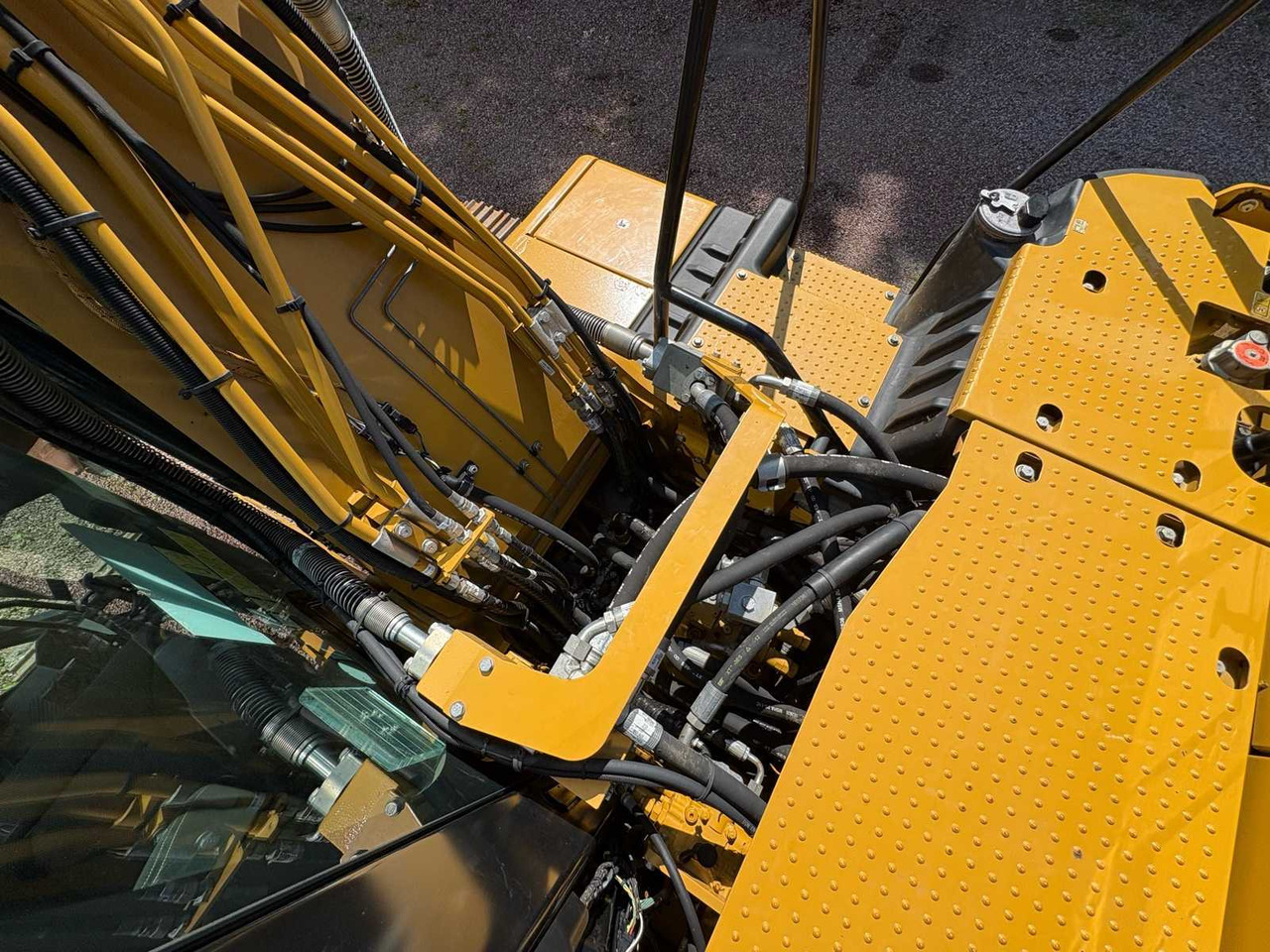 Crawler excavator CAT 323: picture 25
