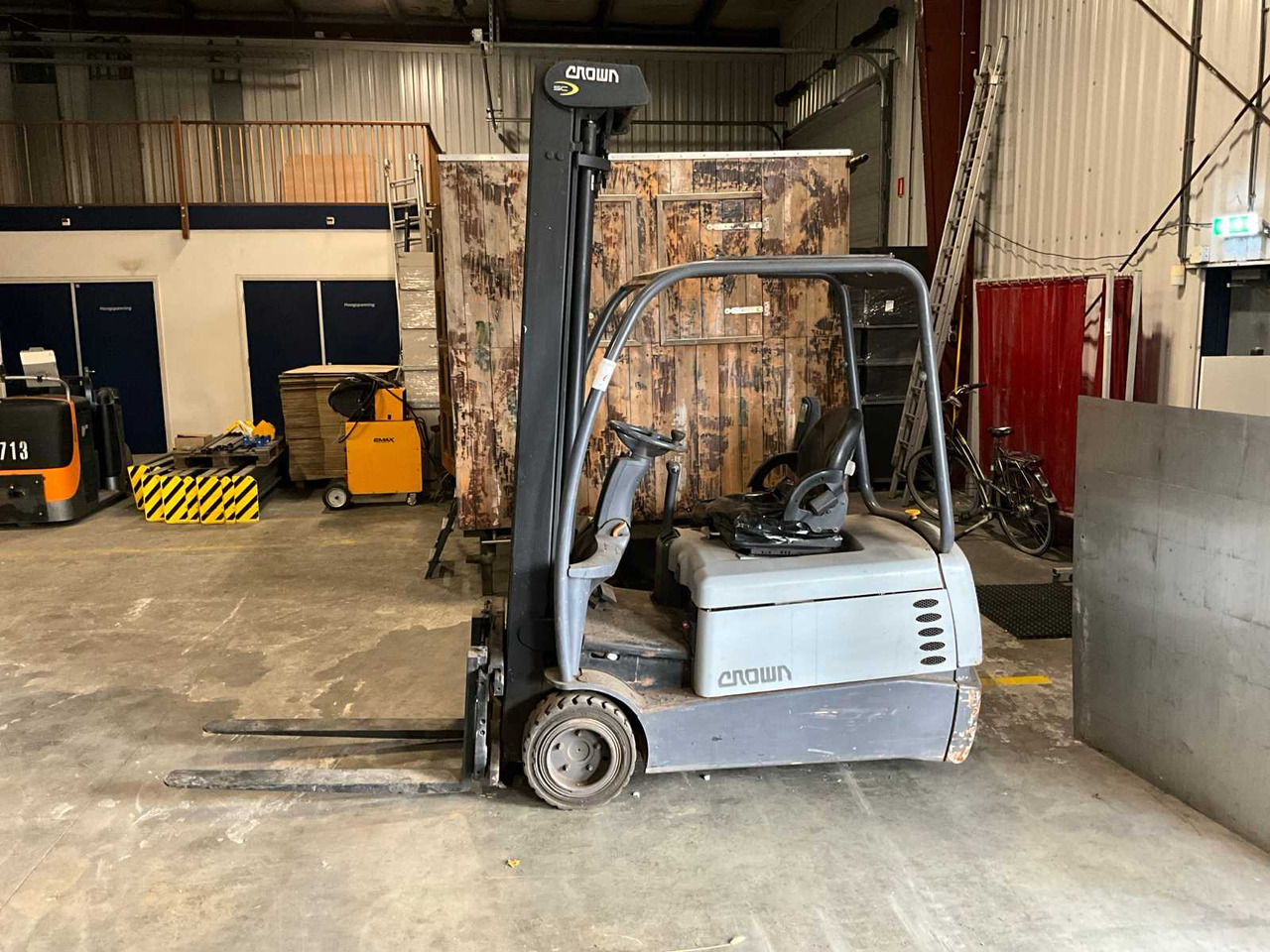 CROWN SC4200/55F FORKLIFT - Forklift: picture 1 CROWN SC4200/55F FORKLIFT - Forklift: picture 1