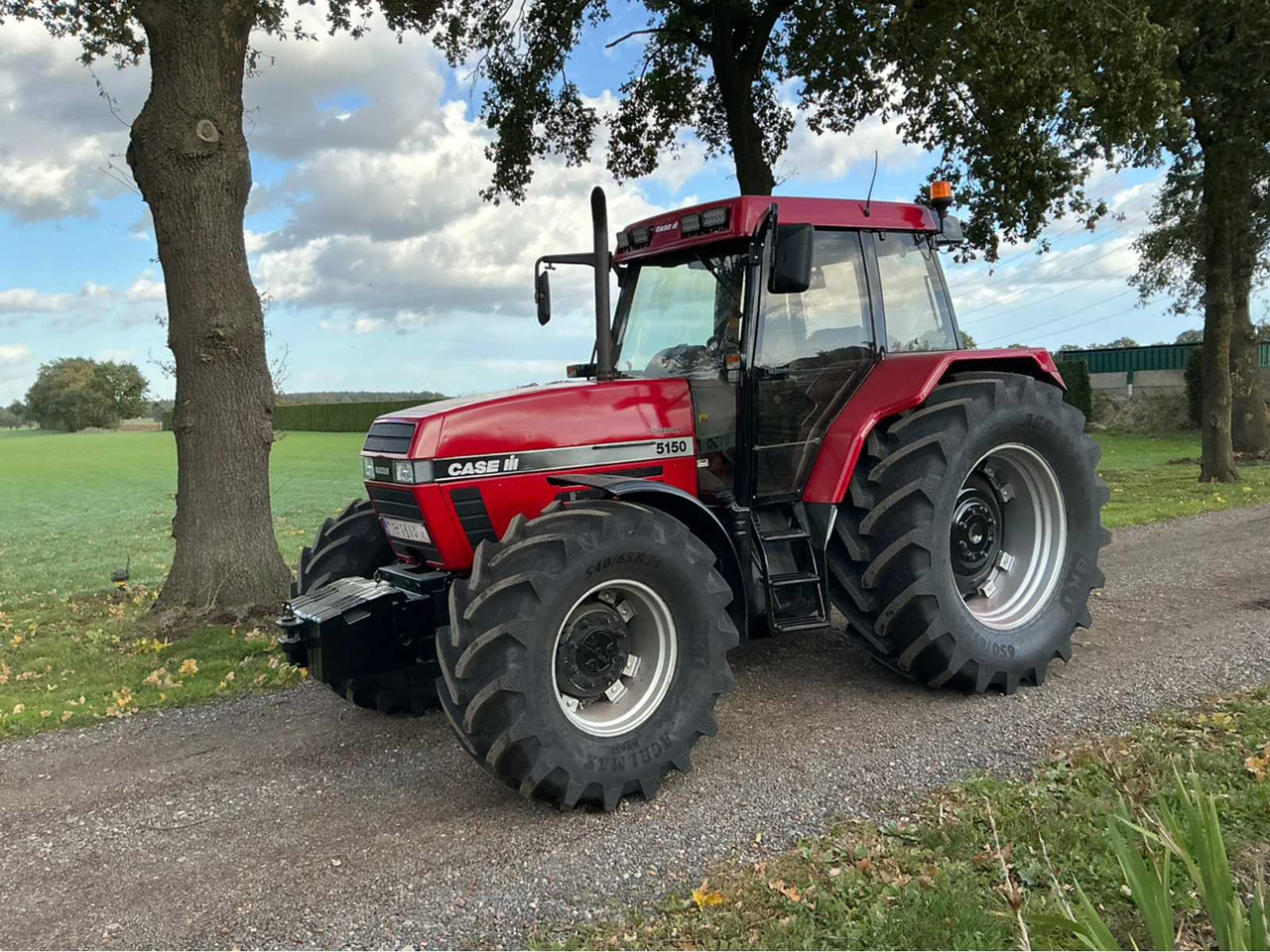 Case IH Maxxum 5150 - Farm tractor: picture 1 Case IH Maxxum 5150 - Farm tractor: picture 1