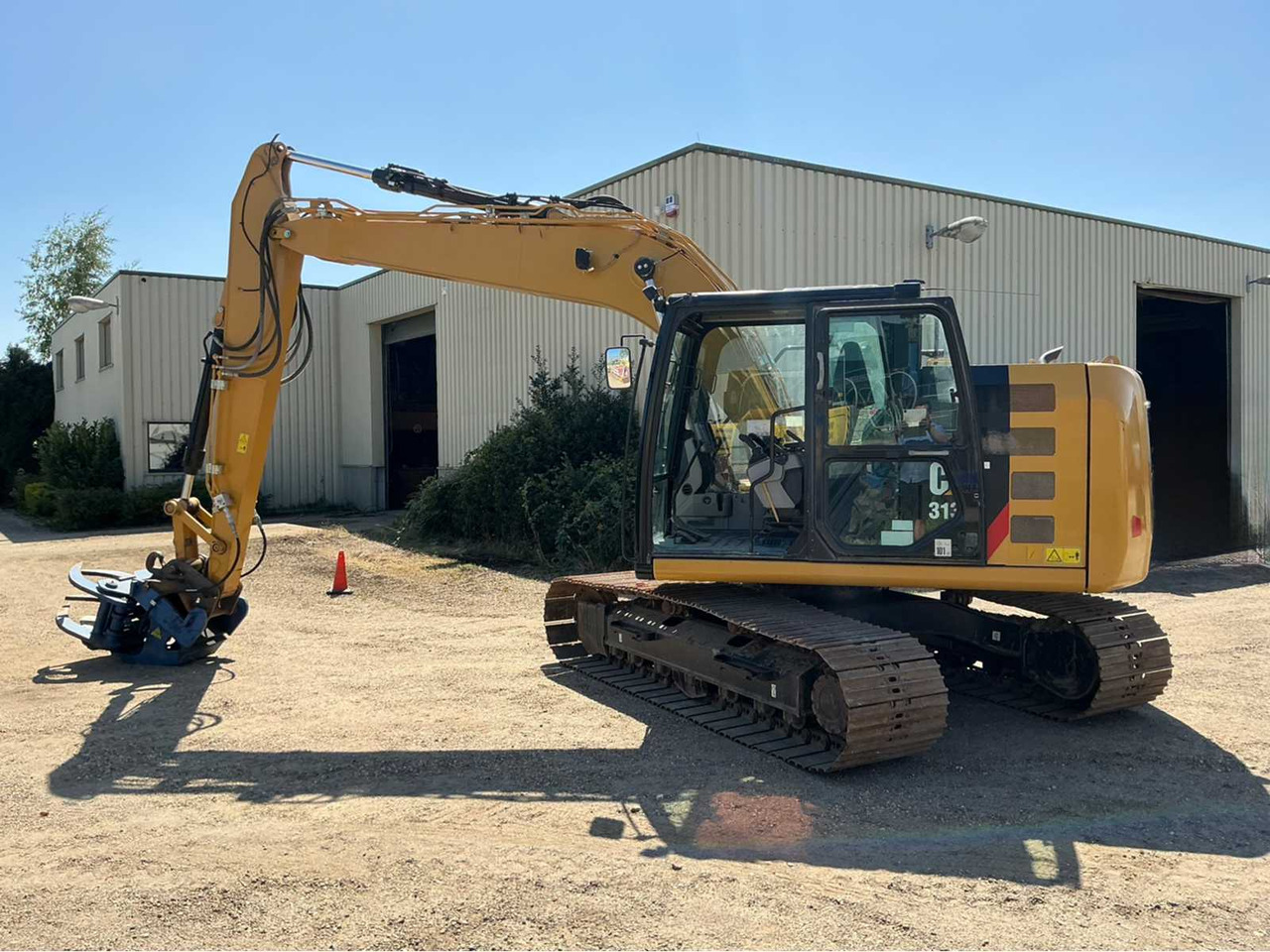 Caterpillar 313FL - Crawler excavator: picture 1 Caterpillar 313FL - Crawler excavator: picture 1