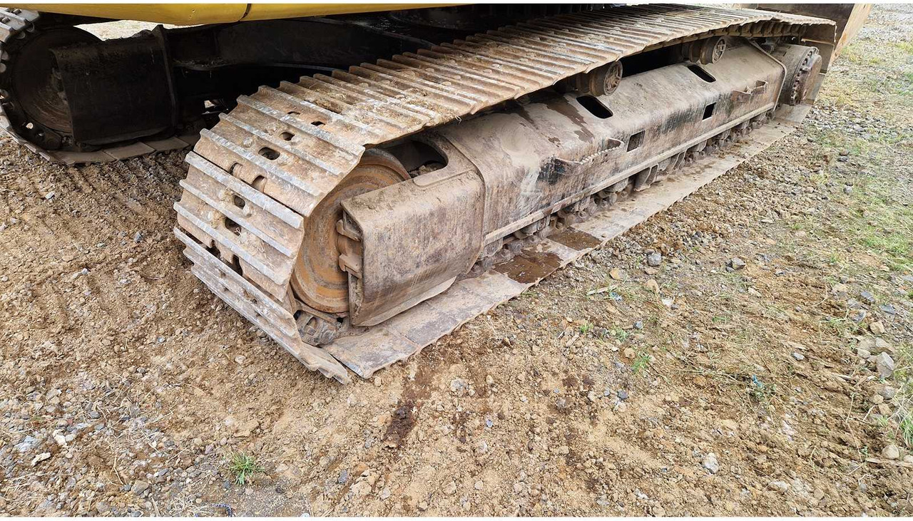Crawler excavator Caterpillar 329E: picture 45