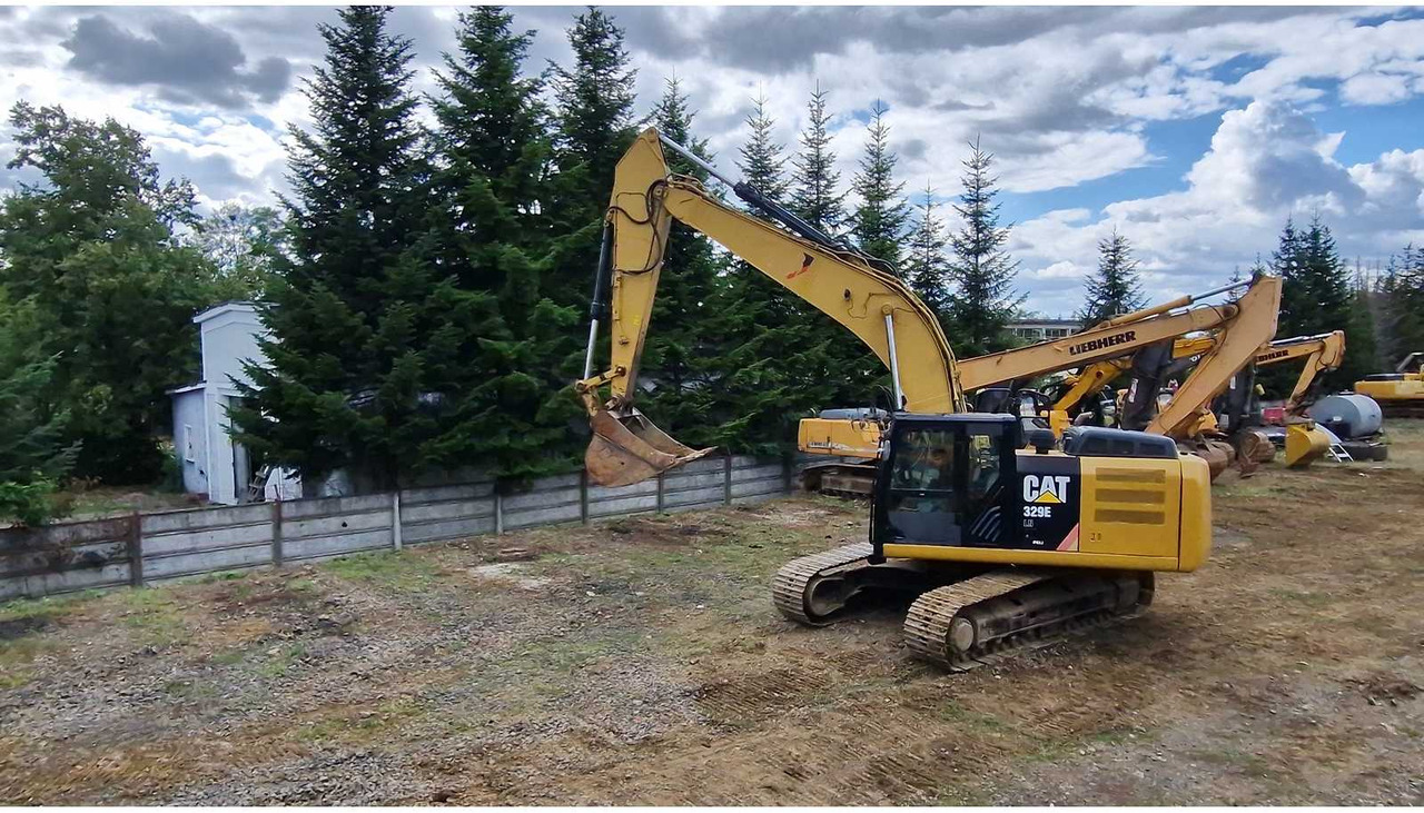 Crawler excavator Caterpillar 329E: picture 12
