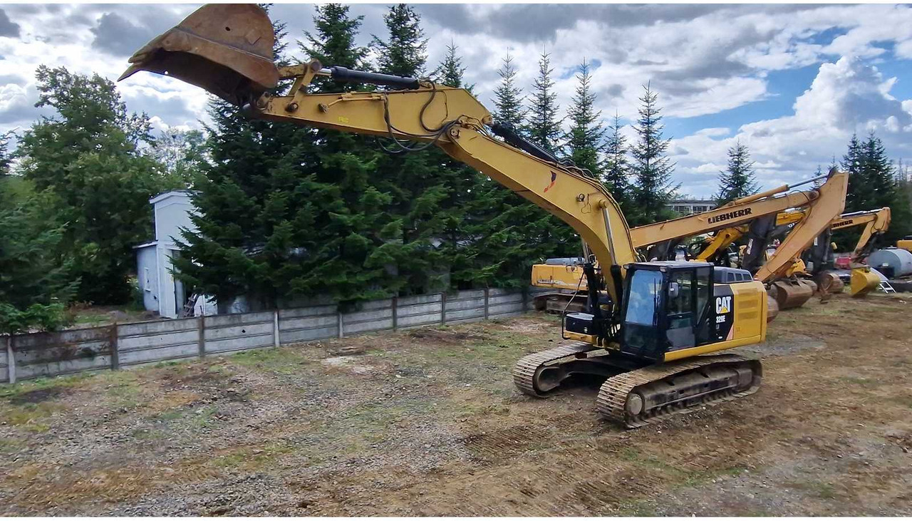 Crawler excavator Caterpillar 329E: picture 6