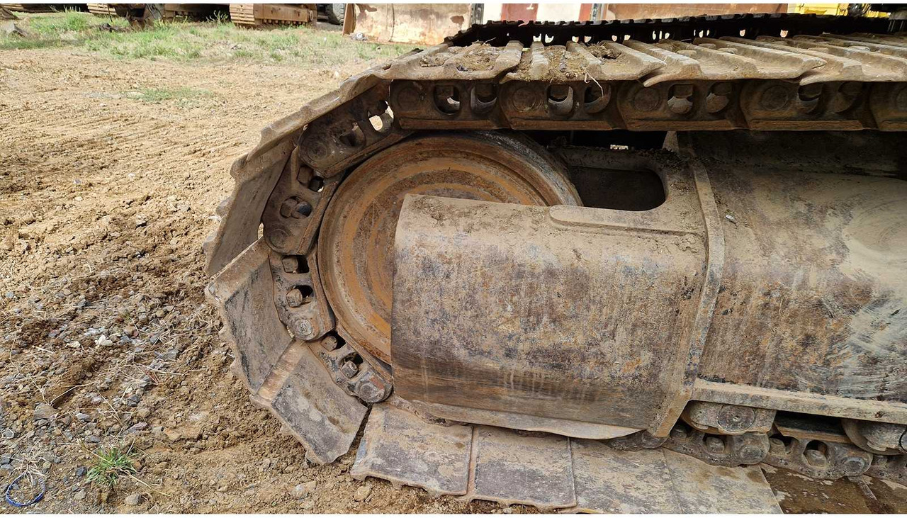 Crawler excavator Caterpillar 329E: picture 47