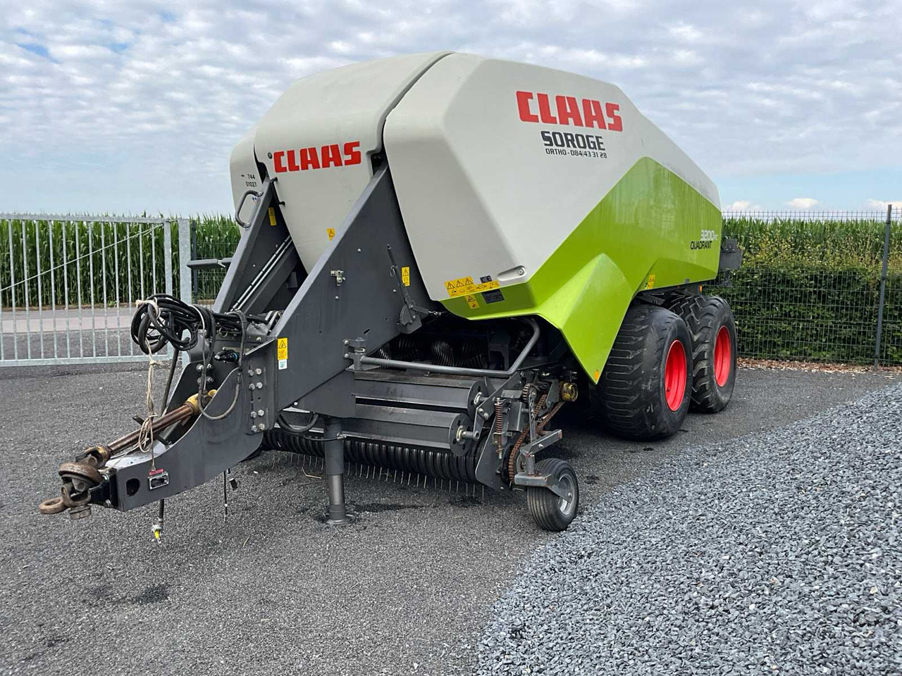 Claas 3200FC - Square baler: picture 1 Claas 3200FC - Square baler: picture 1