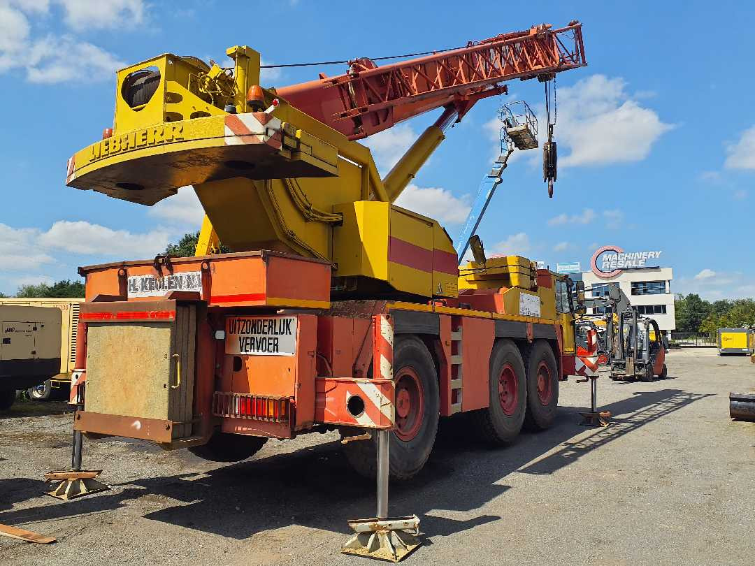 Liebherr LTM 1050/1 - Construction machinery: picture 2 Liebherr LTM 1050/1 - Construction machinery: picture 2