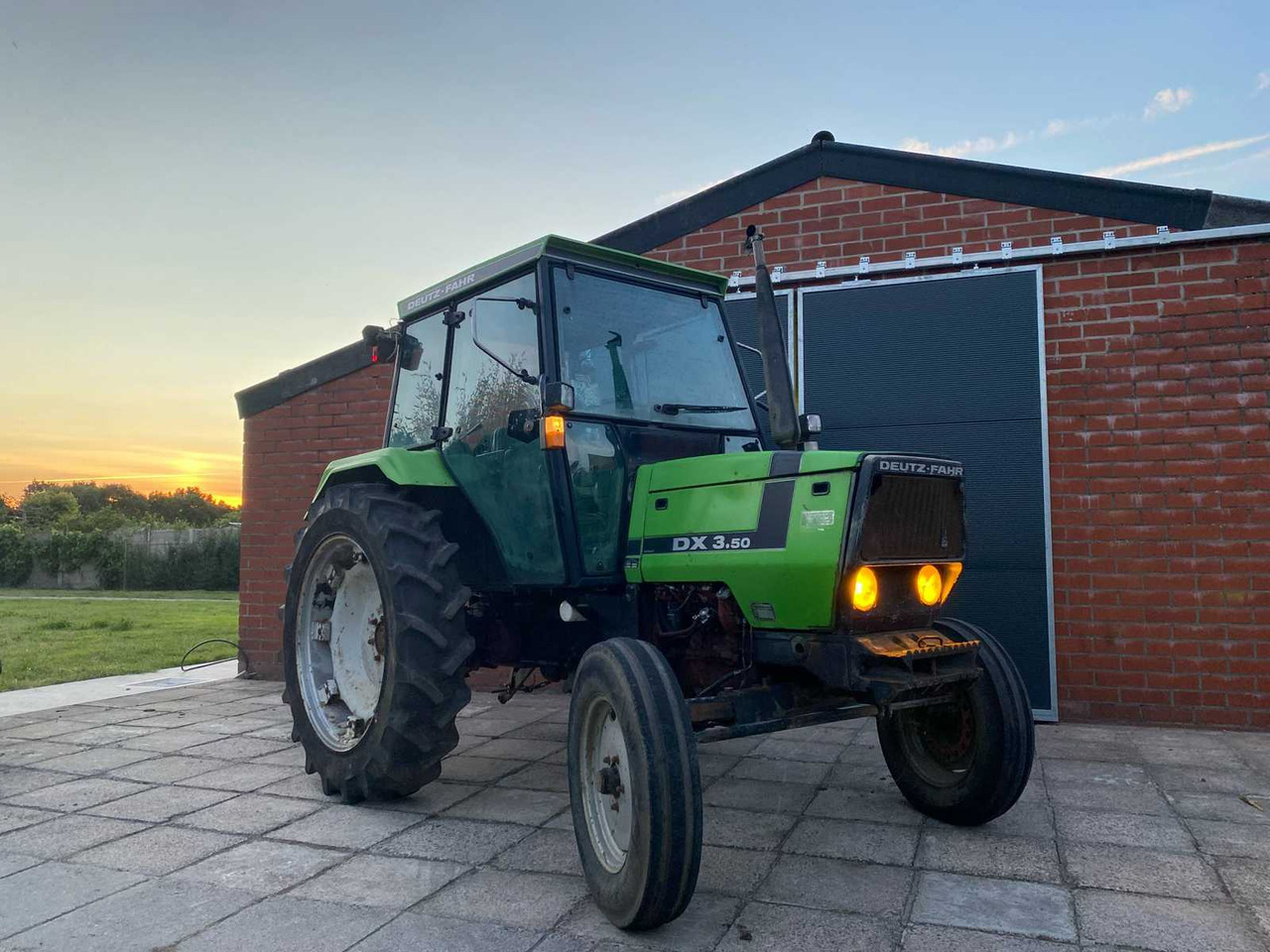 Deutz-Fahr DX3.50 - Farm tractor: picture 2 Deutz-Fahr DX3.50 - Farm tractor: picture 2