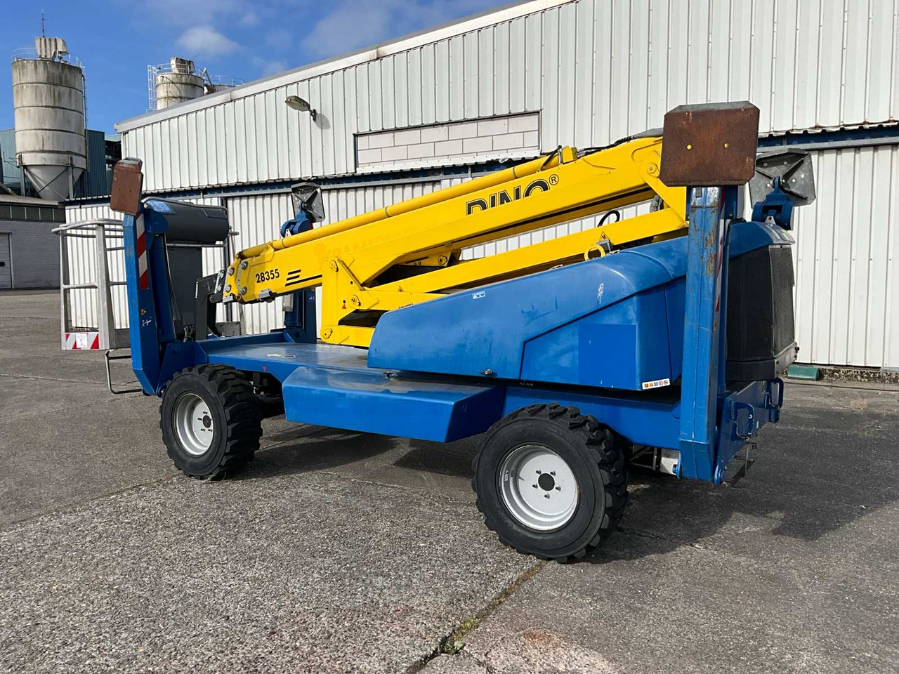 Dino 205 RXt - Aerial platform: picture 2 Dino 205 RXt - Aerial platform: picture 2