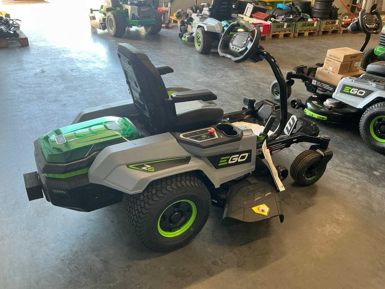 EGO ZT4200E-S - Garden mower: picture 3 EGO ZT4200E-S - Garden mower: picture 3