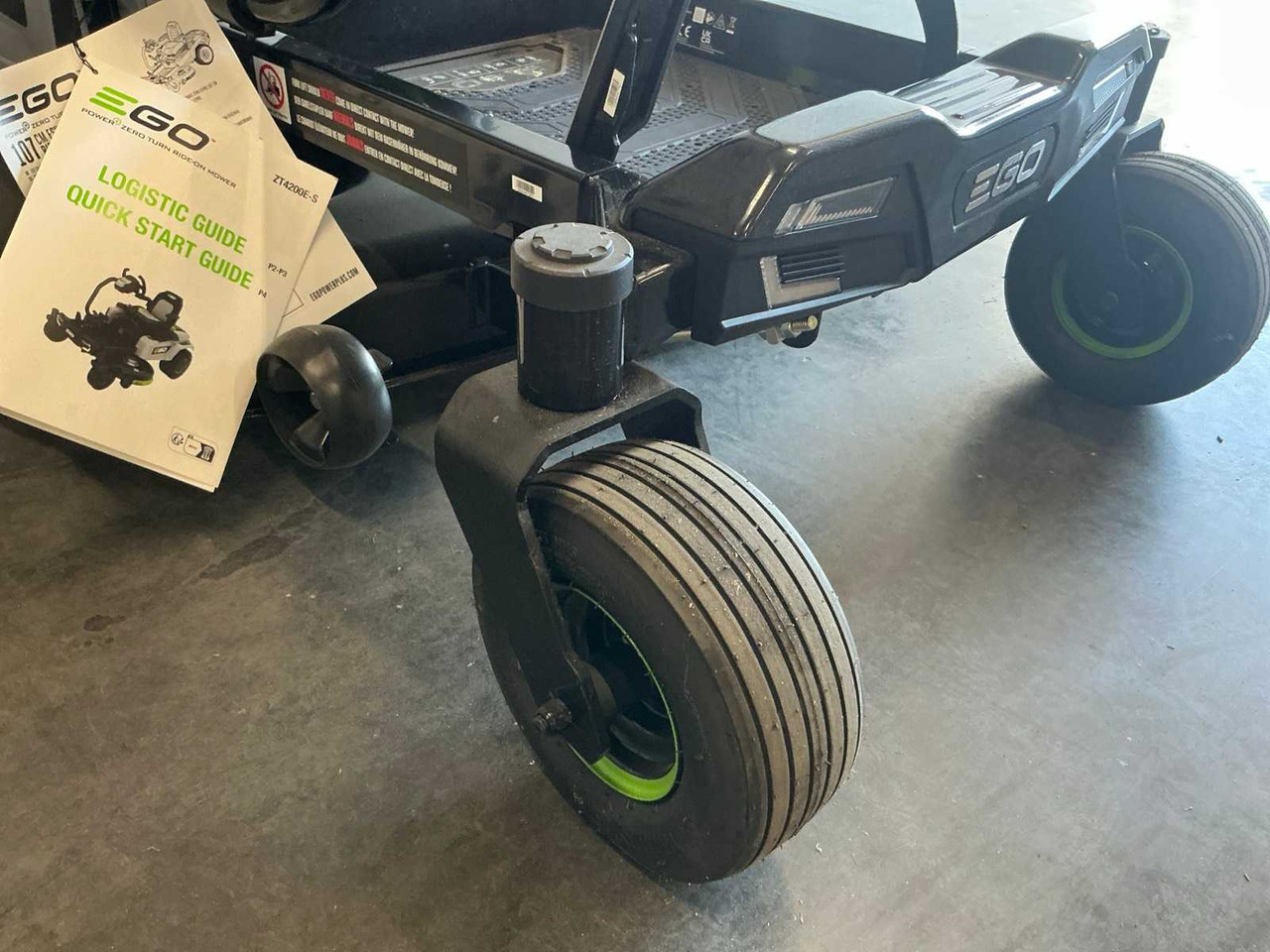 EGO ZT4200E-S - Garden mower: picture 5 EGO ZT4200E-S - Garden mower: picture 5