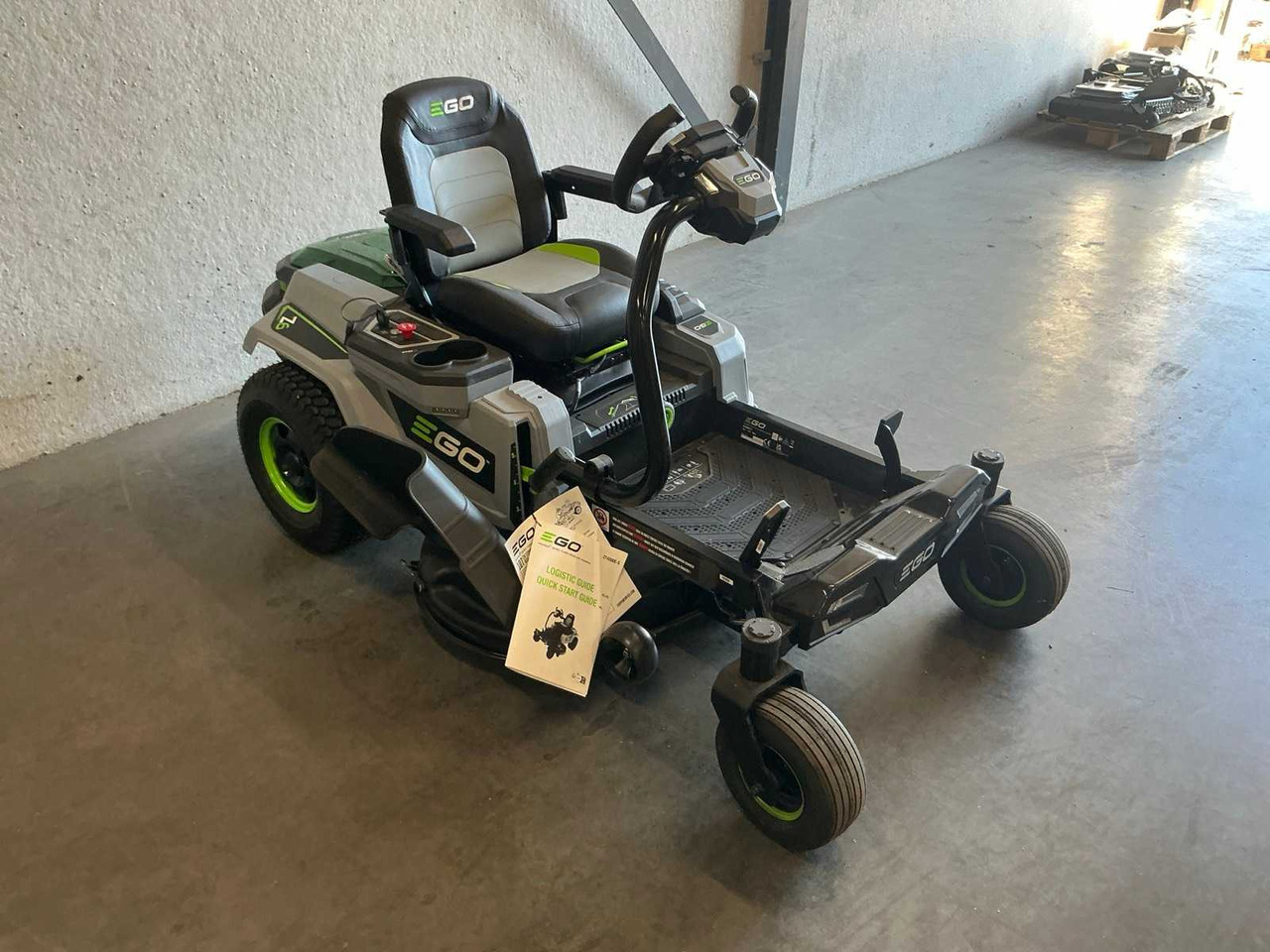 EGO ZT4200E-S - Garden mower: picture 4 EGO ZT4200E-S - Garden mower: picture 4