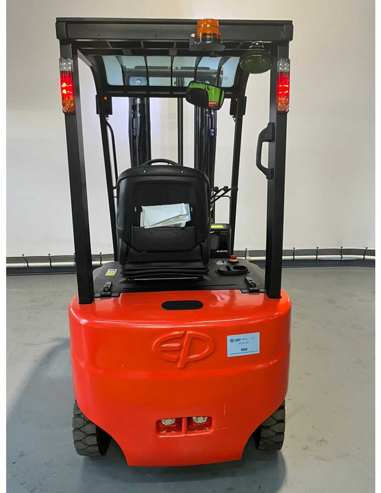 EP - EFL 181 - 4.8 METER TRIPLEX, LI-ION, FREE-LIFT, SIDE-SHIFT - FORKLIFT - Forklift: picture 5 EP - EFL 181 - 4.8 METER TRIPLEX, LI-ION, FREE-LIFT, SIDE-SHIFT - FORKLIFT - Forklift: picture 5