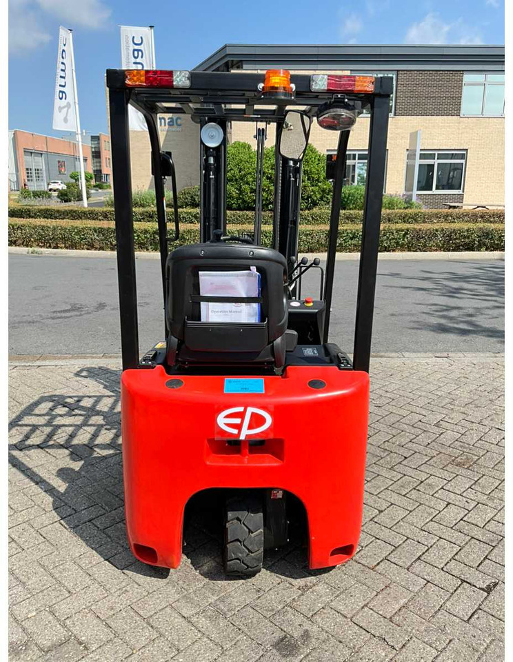 EP EFS 151 - 4.35 METER TRIPLEX, LI-ION, FREE-LIFT, SIDE-SHIFT - FORKLIFT - Forklift: picture 5 EP EFS 151 - 4.35 METER TRIPLEX, LI-ION, FREE-LIFT, SIDE-SHIFT - FORKLIFT - Forklift: picture 5