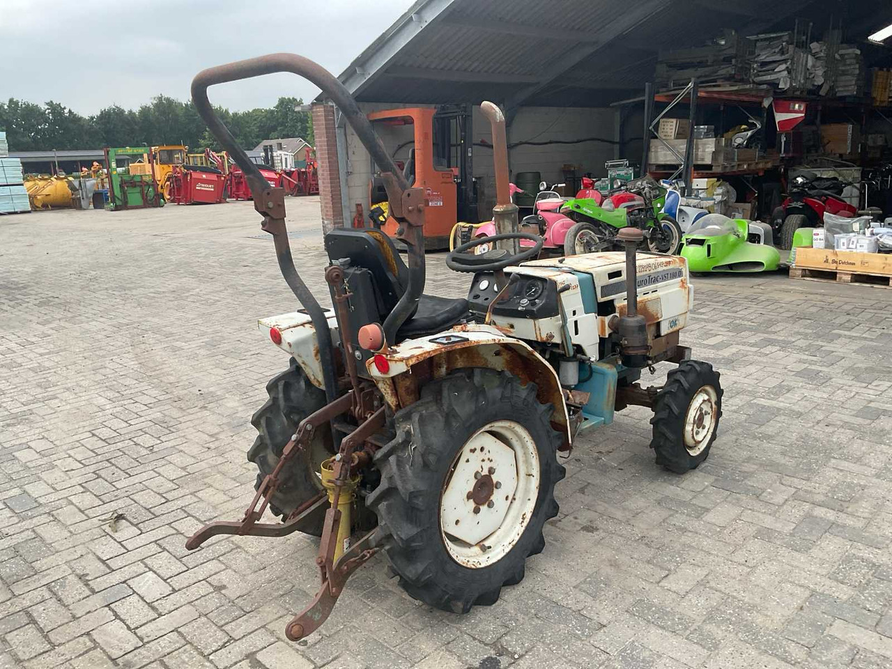 Eurotrac VST 180D - Compact tractor: picture 4 Eurotrac VST 180D - Compact tractor: picture 4