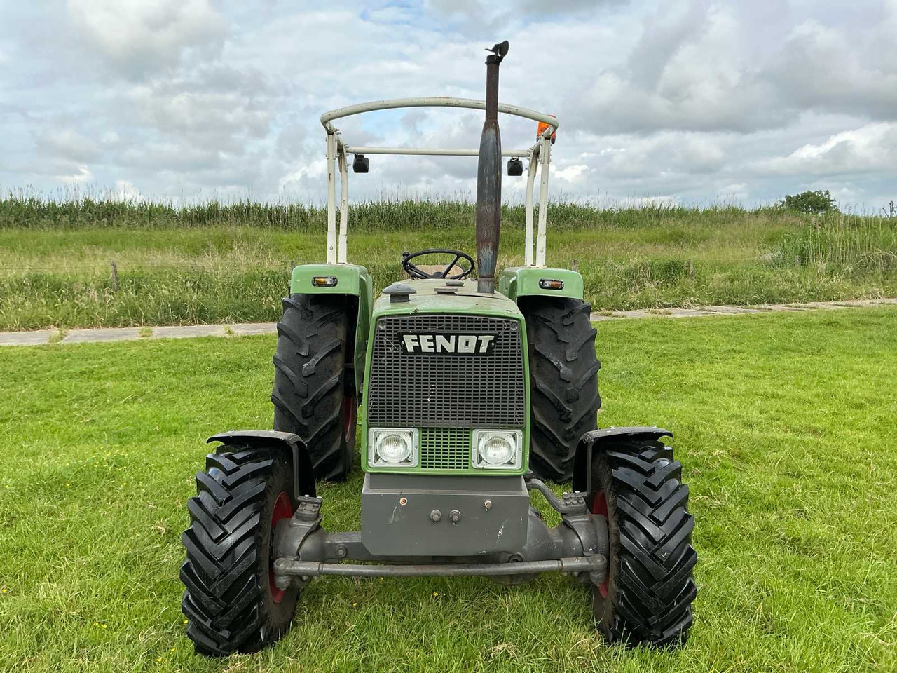 Fendt 3SA - Farm tractor: picture 2 Fendt 3SA - Farm tractor: picture 2