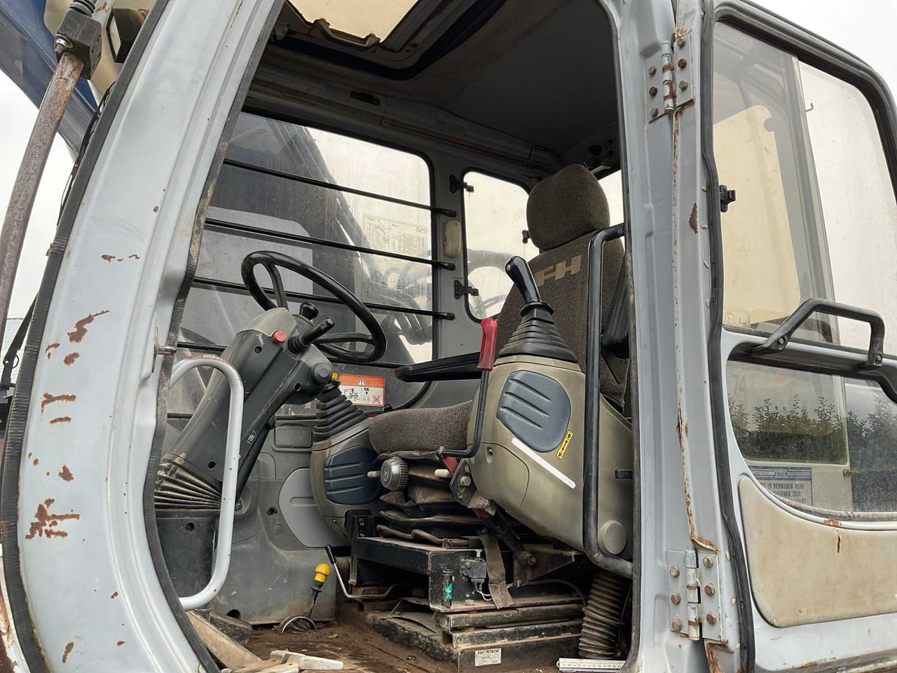 Wheel excavator Fiat Hitachi Etec 815B: picture 23 Wheel excavator Fiat Hitachi Etec 815B: picture 23