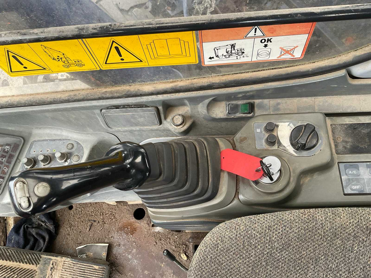 Wheel excavator Fiat Hitachi Etec 815B: picture 30 Wheel excavator Fiat Hitachi Etec 815B: picture 30
