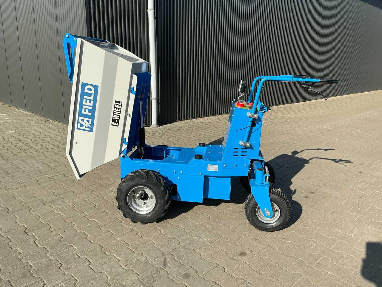 Field D500E - Dumper: picture 4 Field D500E - Dumper: picture 4