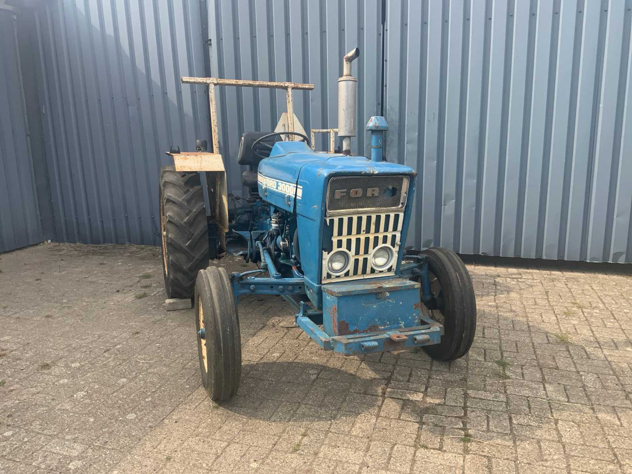 Ford 3000 - Farm tractor: picture 4 Ford 3000 - Farm tractor: picture 4