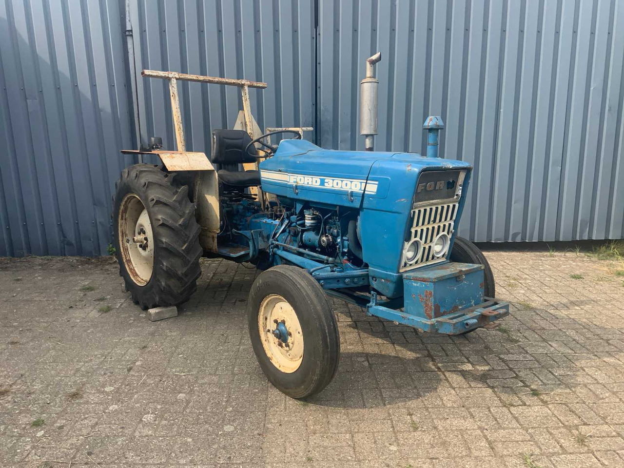 Ford 3000 - Farm tractor: picture 3 Ford 3000 - Farm tractor: picture 3
