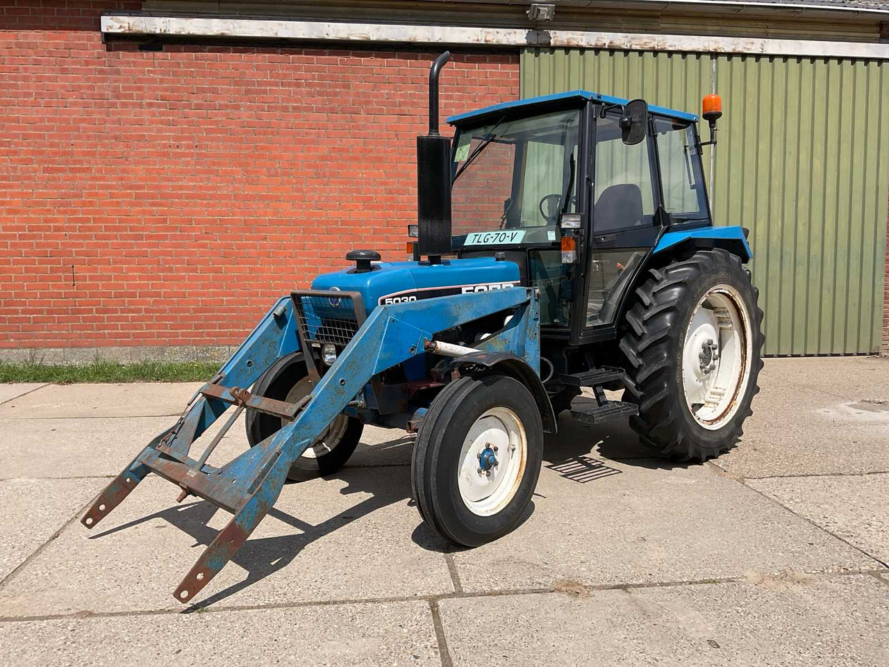 Ford 5030 - Farm tractor: picture 3 Ford 5030 - Farm tractor: picture 3