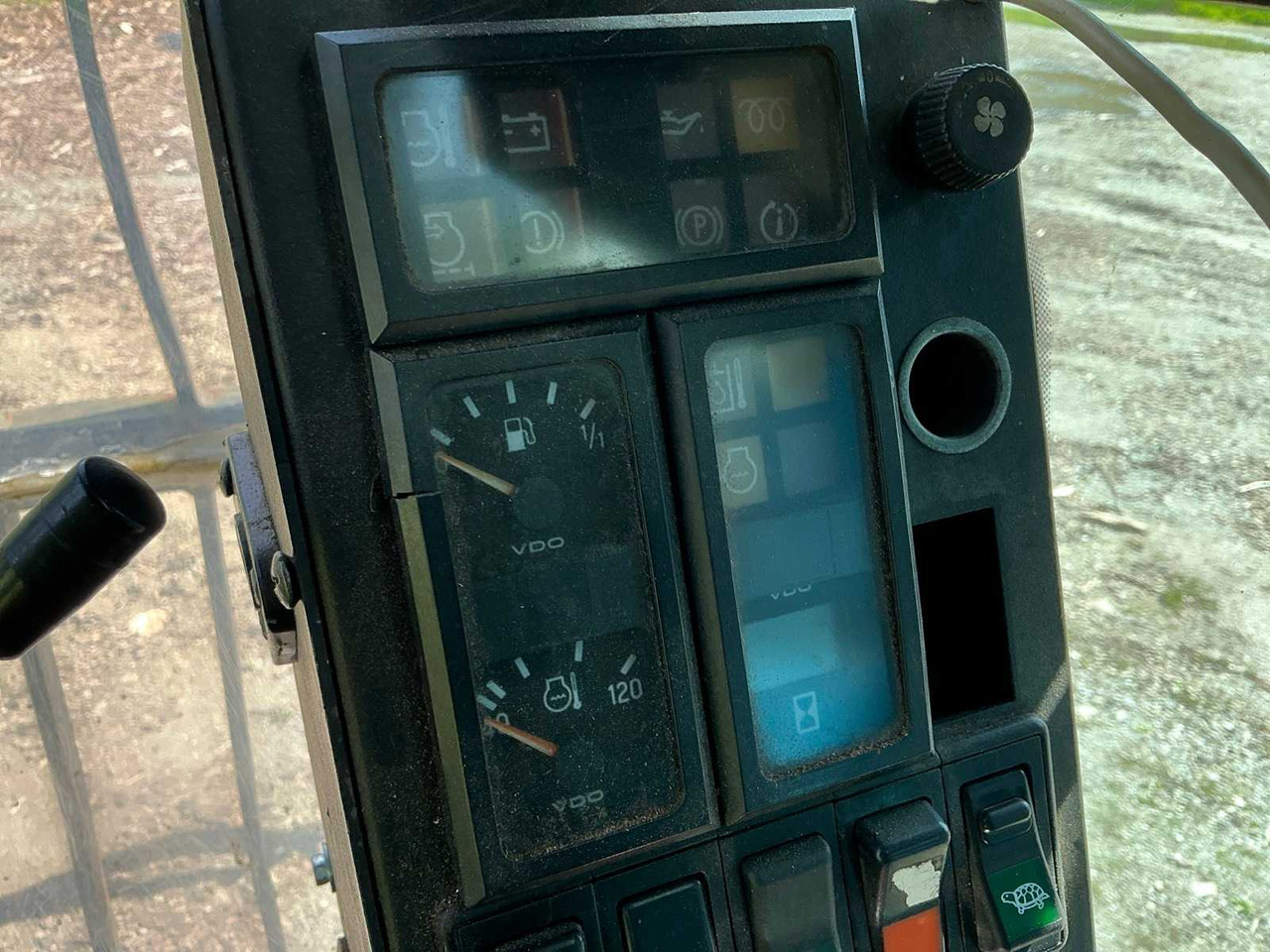 Wheel excavator Fuchs Terex MHL340: picture 36