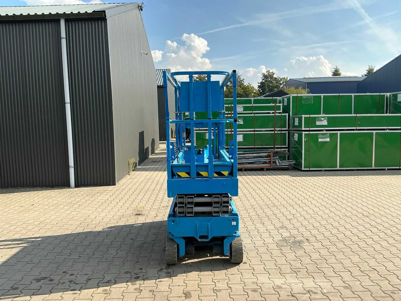 Aerial platform GENIE GS-1532 SCISSOR LIFT: picture 8