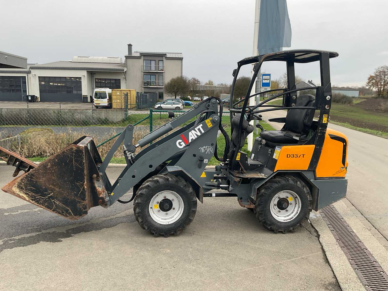 Giant D337T - Wheel loader: picture 2 Giant D337T - Wheel loader: picture 2