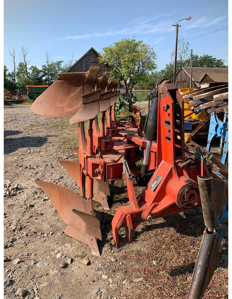 Gregoire Besson  - Plow: picture 5 Gregoire Besson  - Plow: picture 5