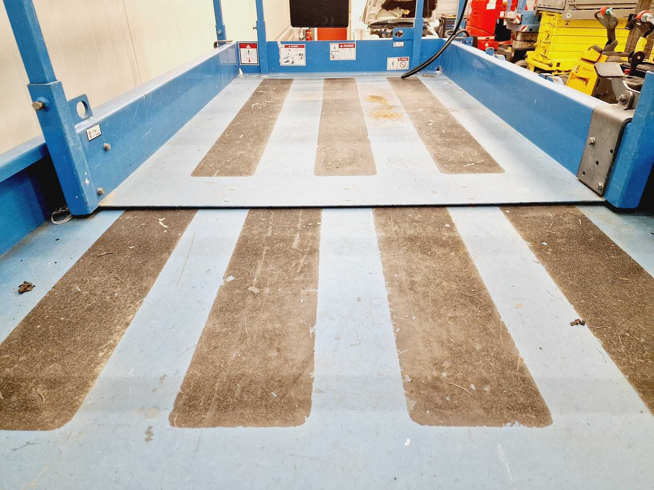 Aerial platform Haulotte Compact 14: picture 18