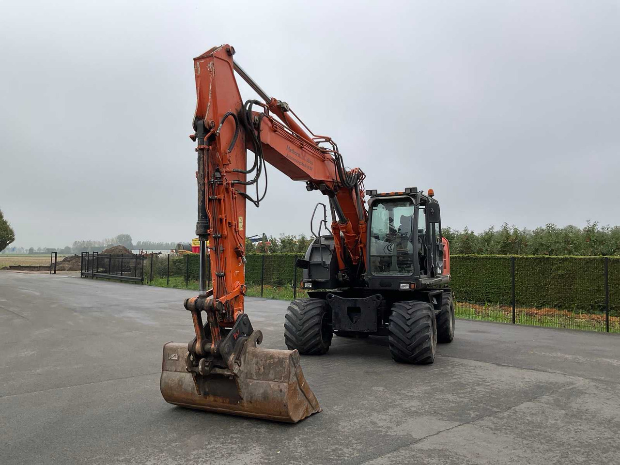 Hitachi ZX-170W-3 - Wheel excavator: picture 5 Hitachi ZX-170W-3 - Wheel excavator: picture 5
